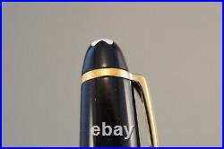 MONTBLANC Meisterstück 164 Black Goldplated Ballpoint Pen. Pristine and GENUINE