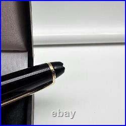 MONTBLANC Meisterstuck 164 Classique Gold Trim Ballpoint Pen