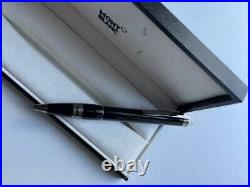 Montblanc StarWalker UltraBlack Precious Resin Ballpoint Pen