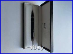 Montblanc StarWalker UltraBlack Precious Resin Ballpoint Pen