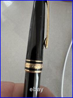 Pre-Owned Montblanc Meisterstuck Black & Gold Classique Ballpoint Pen Vintage